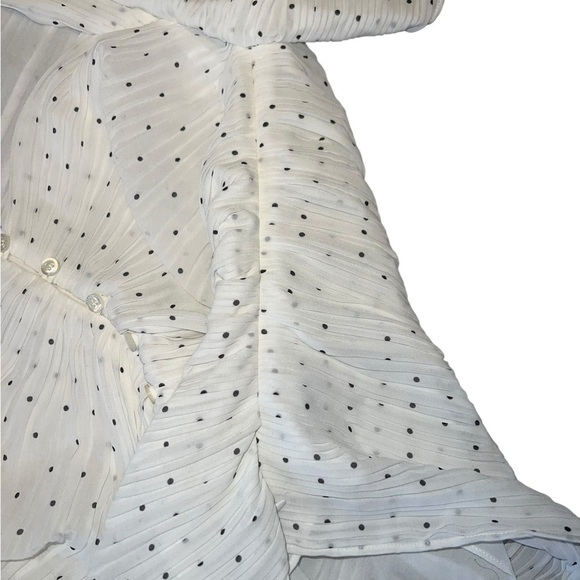 FRAME
GATHERED BUTTON FRONT TOP | Small - Picture 6 of 8